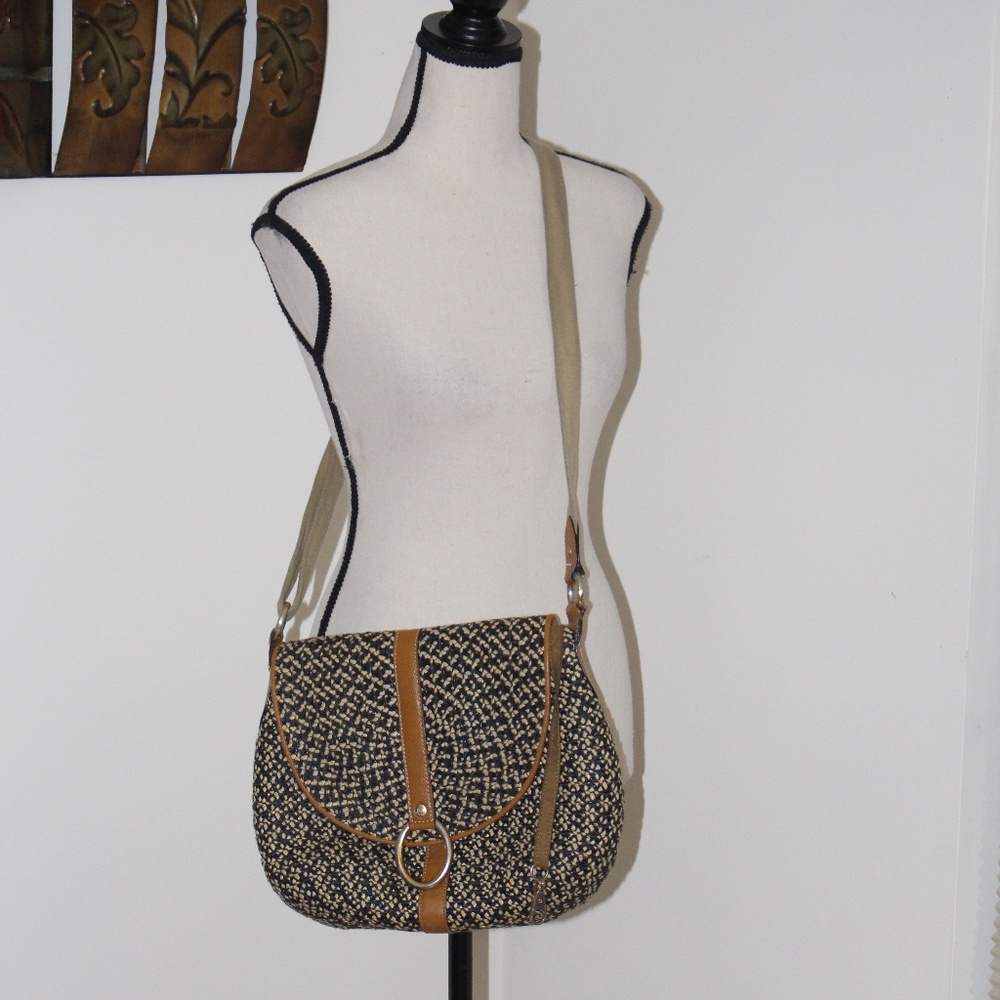 Vintage Eric Javits, Woven Rounded Shoulder Bag